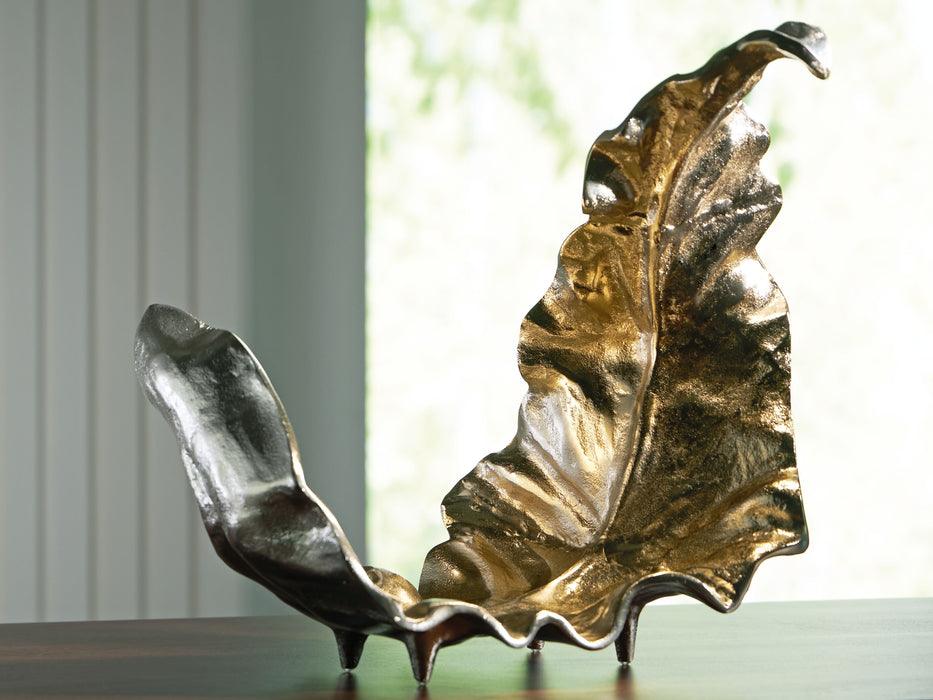 Darinsen - Sculpture - Gold / Silver Finish
