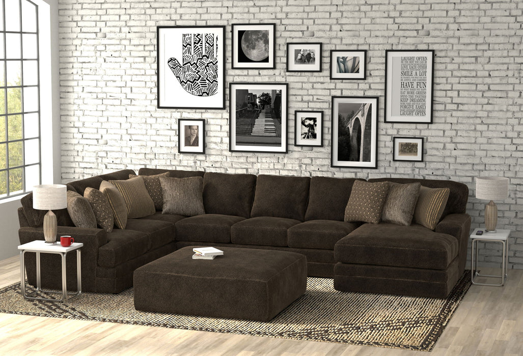 Mammoth - Sectional With Cocktail Ottoman