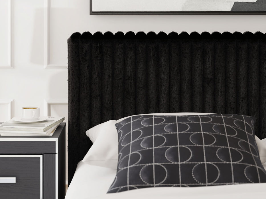 Zuraleus - Upholstered Bed