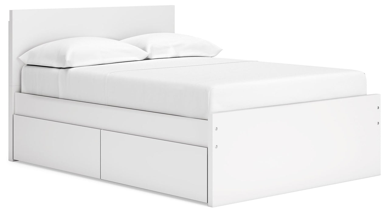 Onita - Panel Platform Bed