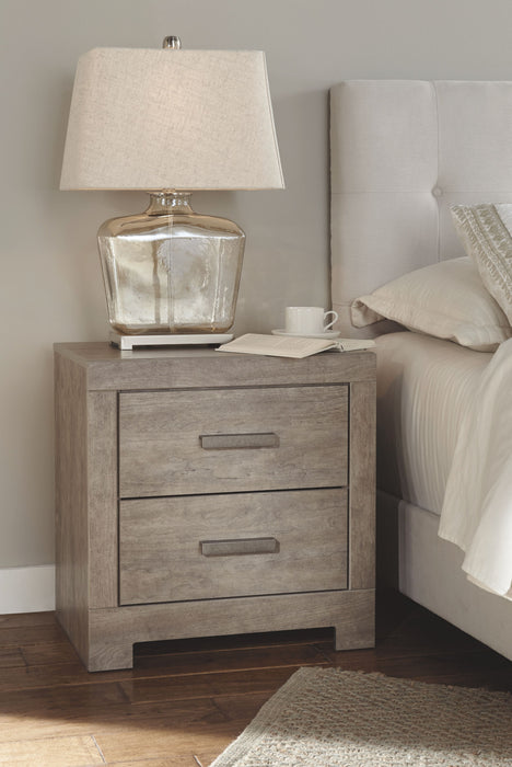 Culverbach - 5 Pc. - Dresser, Mirror, Queen Upholstered Bed, 2 Nightstands - Gray