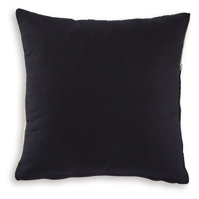Veerbank - Pillow (Set of 4) - Black / Beige
