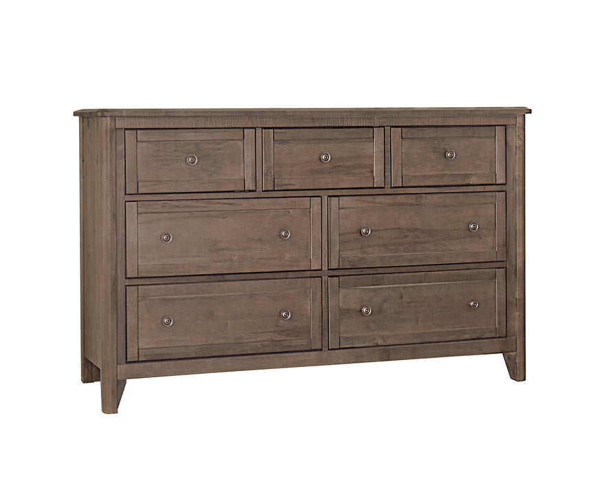 Woodbridge - 7 Drawer Dresser