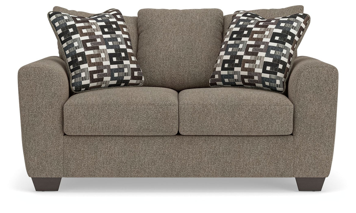 Triston-Peaks - Loveseat - Suede