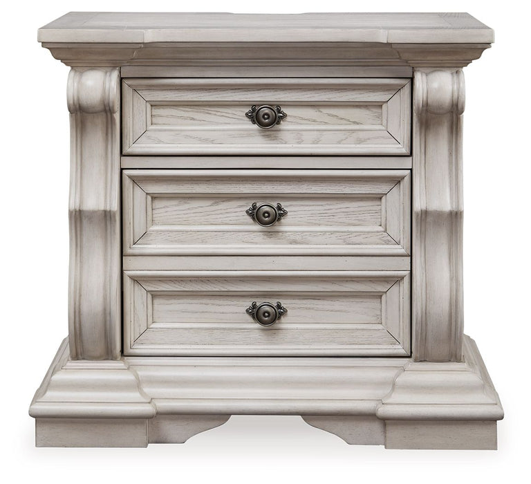 Bruchandi - Three Drawer Night Stand - Antique White