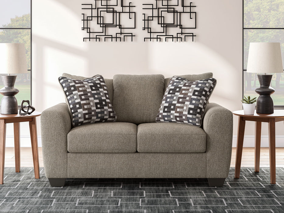 Triston-Peaks - Loveseat - Suede